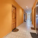 Apartment Seaside In The Woods With Balcony & 1 Bedroom By Renters Lukecin