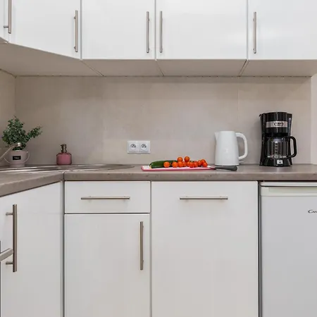 Seaside In The Woods With Balcony & 1 Bedroom By Renters * Łukęcin